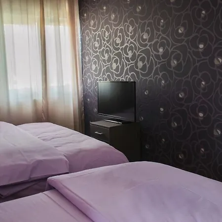 Rose Hill Daire Belgrad
